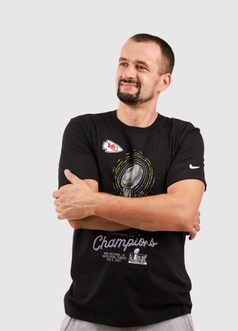 Чорна футболка Nike