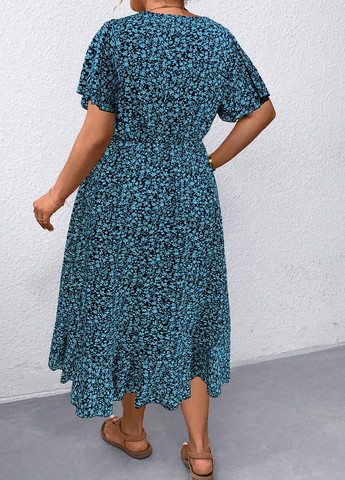 Світло-синя кежуал сукня на запах SHEIN з квітковим принтом