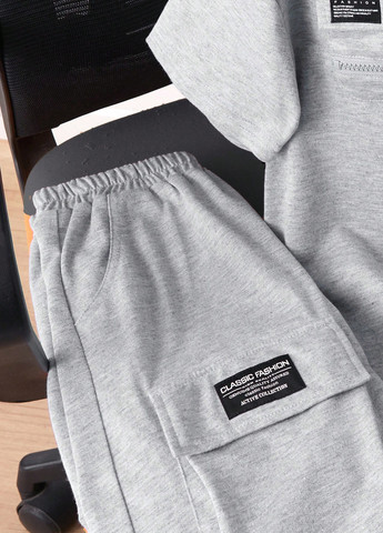 Серый летний костюм (футболка, шорты) с шортами SHEIN