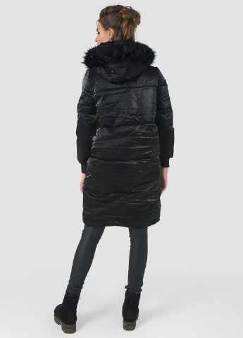 Черная зимняя куртка Azuri