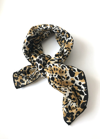 Нарядна матова хустинка Леопард, 70*70см Mulberry (219722997)