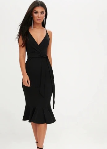 Черное повседневный сукня PrettyLittleThing однотонное