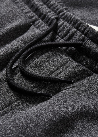 Темно-серые кэжуал демисезонные джоггеры брюки C&A