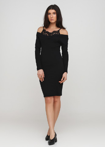 Черное кэжуал платье футляр UNIQ Paris однотонное