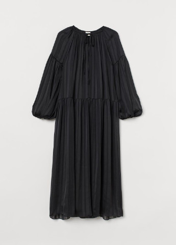 Черное платье H&M в полоску