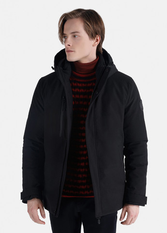 Чорна зимня куртка Colin's