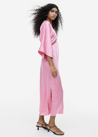 Розовое вечернее платье H&M однотонное