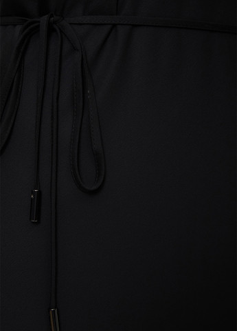 Черное кэжуал платье платье-комбинация Calvin Klein однотонное