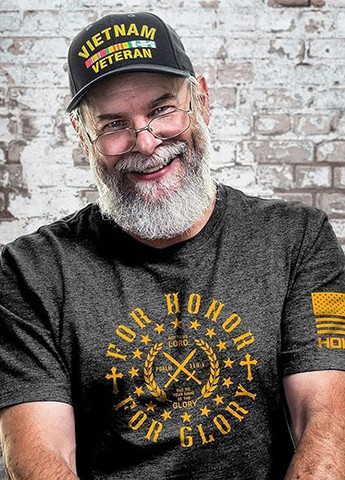 Сіра футболка Gildan