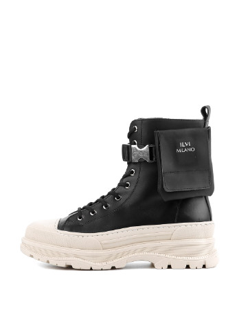 Черно-белые ботинки Ilvi