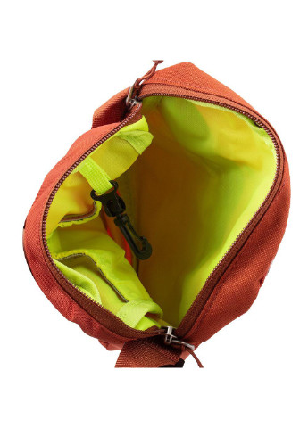 Жіноча спортивна сумка 16х21х6 см Onepolar (252131976)