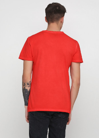 Красная футболка Blend