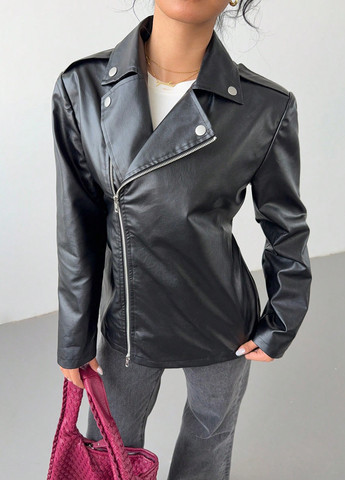 Черная демисезонная куртка косуха SHEIN