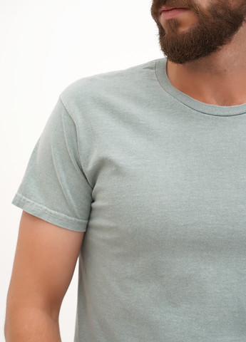 Серо-зеленая футболка Gildan