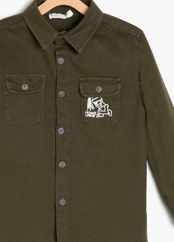 Оливковковая (хаки) кэжуал рубашка с надписями KOTON