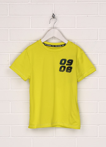 Желтая летняя футболка Crivit