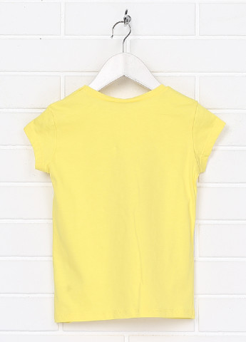 Желтая летняя футболка с коротким рукавом United Colors of Benetton