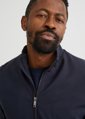 Темно-синя демісезонна куртка C&A