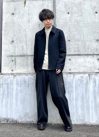 Бежевый демисезонный свитер Uniqlo