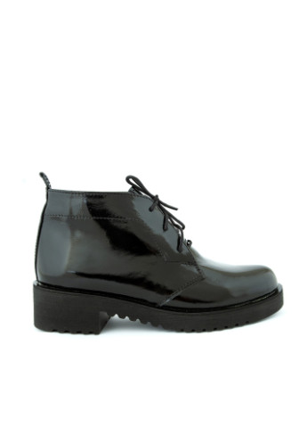 Осенние ботинки женские latini лаковые, чёрные Oldcom без декора