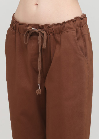 Коричневые кэжуал демисезонные укороченные брюки Made in Italy