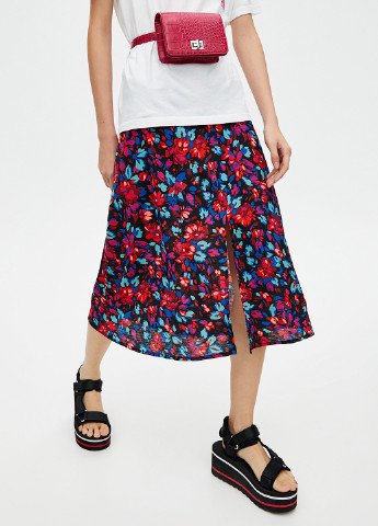 Разноцветная кэжуал цветочной расцветки юбка Pull & Bear клешированная
