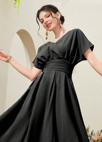 Черное кэжуал платье с юбкой-солнце, в стиле ампир SHEIN однотонное