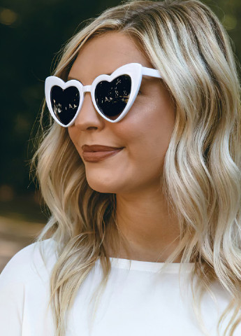 Солнцезащитные очки женские Тренд 2022 + сумка-чехол DobraMAMA (253262624)