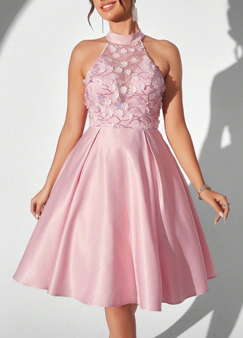 Светло-розовое вечернее платье бэби долл SHEIN однотонное