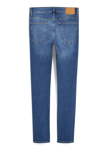 Синие демисезонные зауженные джинсы C&A