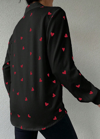 Черная кэжуал рубашка с сердечками SHEIN