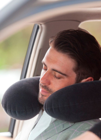 Надувна подушка Intex (254801005)