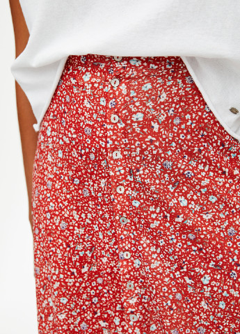 Красная кэжуал цветочной расцветки юбка Pull & Bear а-силуэта (трапеция)