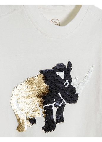 Молочная летняя футболка Cool Club