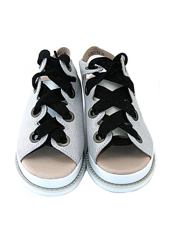 Серебряные босоножки KDSL на шнурках с белой подошвой