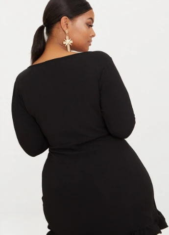 Черное кэжуал платье PrettyLittleThing однотонное
