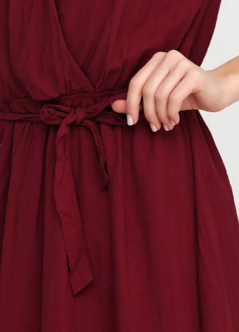 Бордовое кэжуал платье Kiabi однотонное