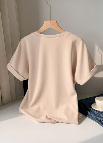 Светло-бежевая летняя футболка SHEIN