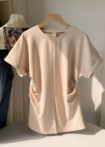 Светло-бежевая летняя футболка SHEIN