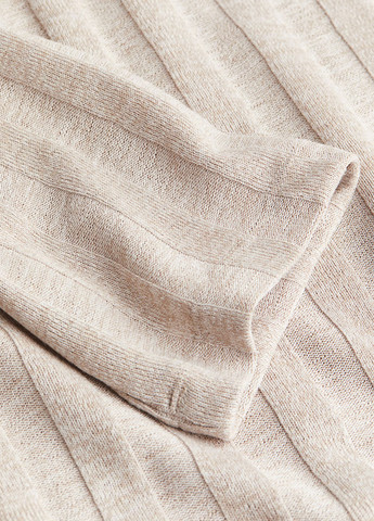 Светло-бежевое кэжуал платье платье-свитер H&M однотонное