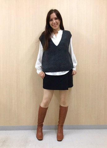 Біла блузка Uniqlo