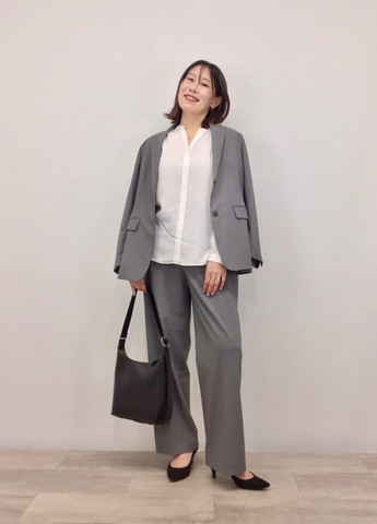 Біла блузка Uniqlo