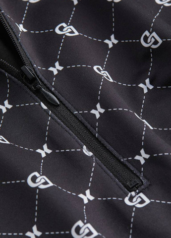 Черное кэжуал платье H&M с геометрическим узором