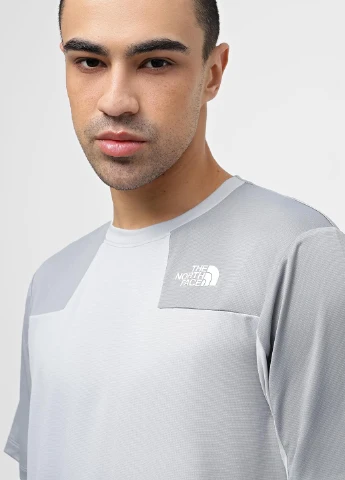 Сіра футболка The North Face