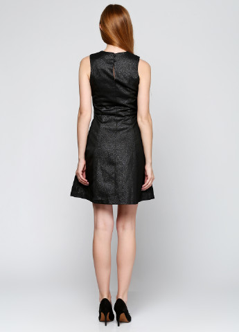 Черное коктейльное платье клеш Vero Moda однотонное