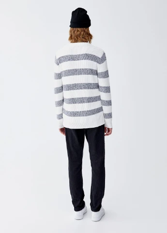 Черный демисезонный джемпер джемпер Pull & Bear