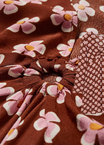 Коричневое кэжуал платье C&A с цветочным принтом