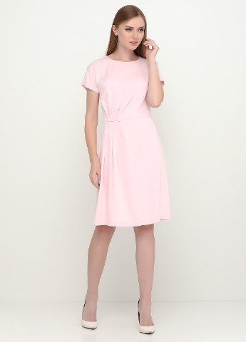 Светло-розовое кэжуал платье Basic Story однотонное