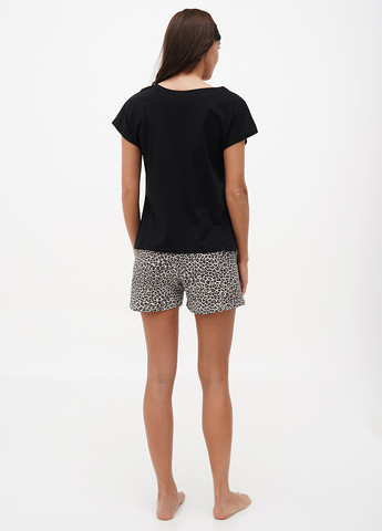 Комбинированная летняя пижама (футболка, шорты) футболка + шорты Lucci