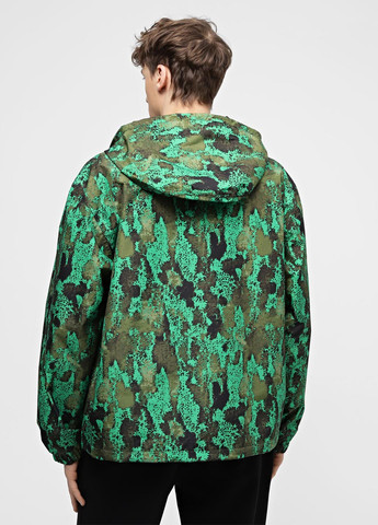 Зелена демісезонна вітровка The North Face